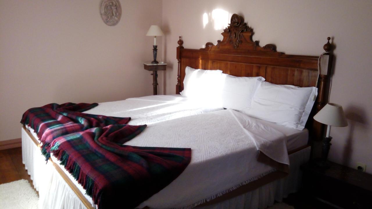 Bed and Breakfast Casa Dos Vargos Torres Novas Exteriér fotografie